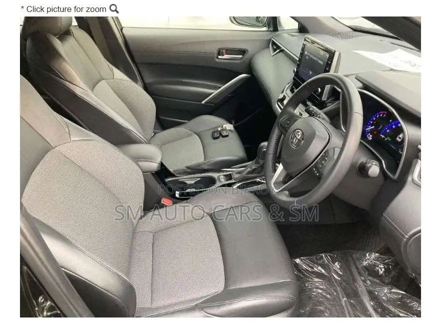Toyota Corolla Cross 1.8 Hybrid FWD 2022 Black