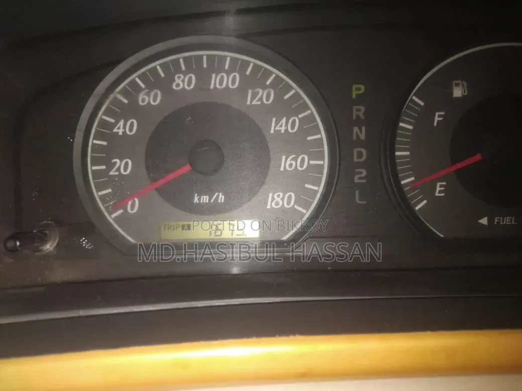 Toyota Corolla 2004 White