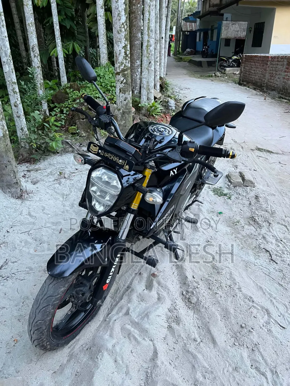Suzuki 2020 Black