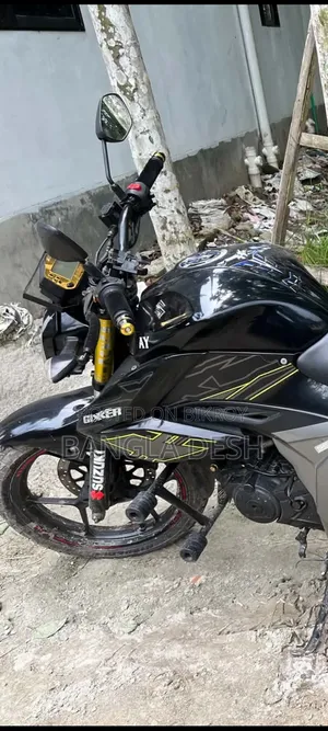 Suzuki 2020 Black
