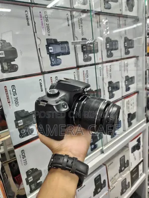 Canon 4000d Body With Canon 18/55mm Is Lens