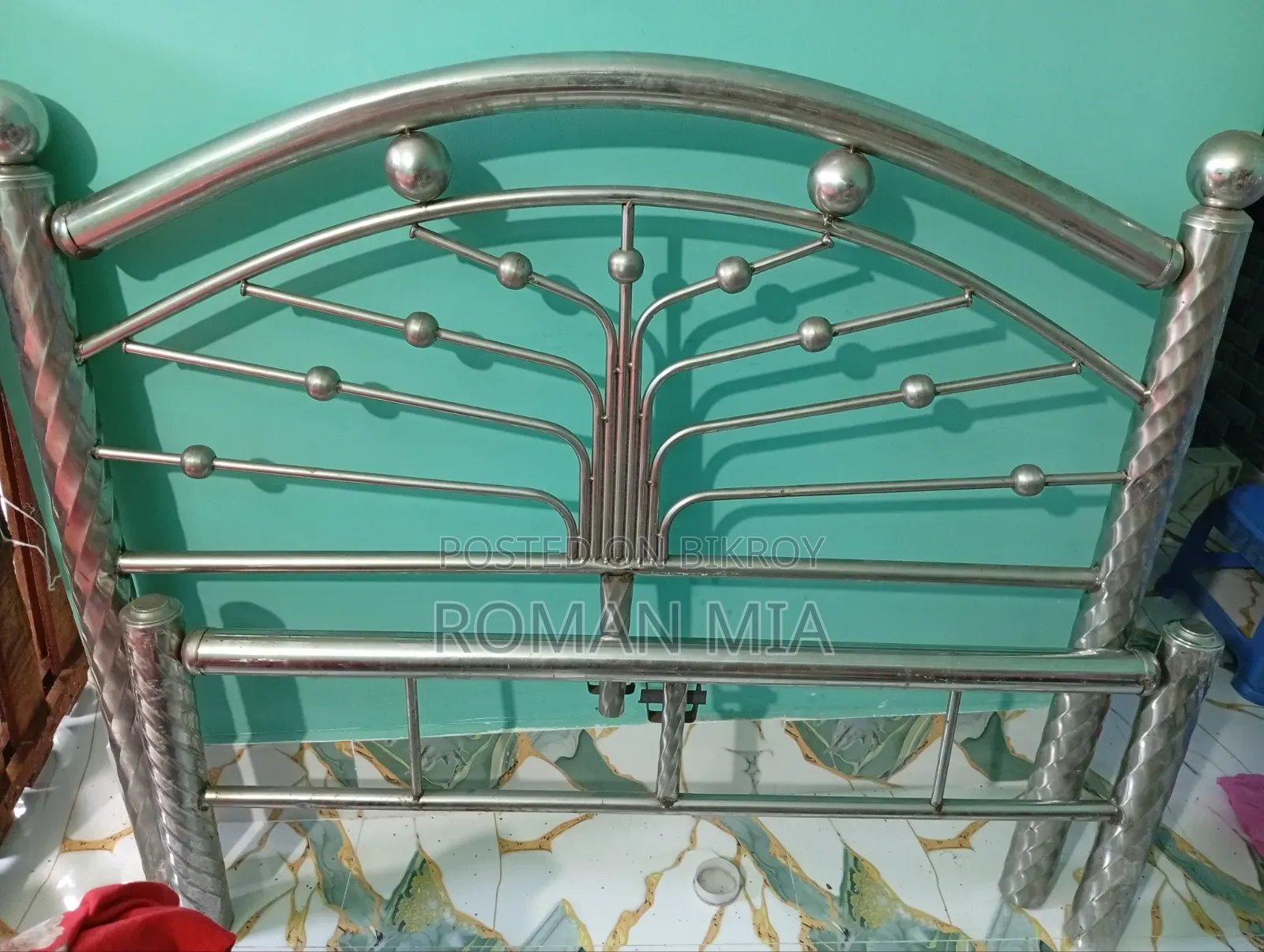 খাট বিক্রি হবে