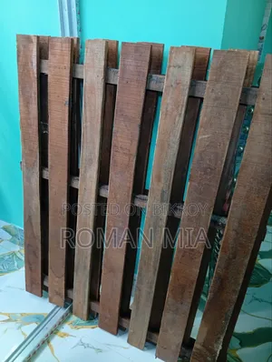 খাট বিক্রি হবে
