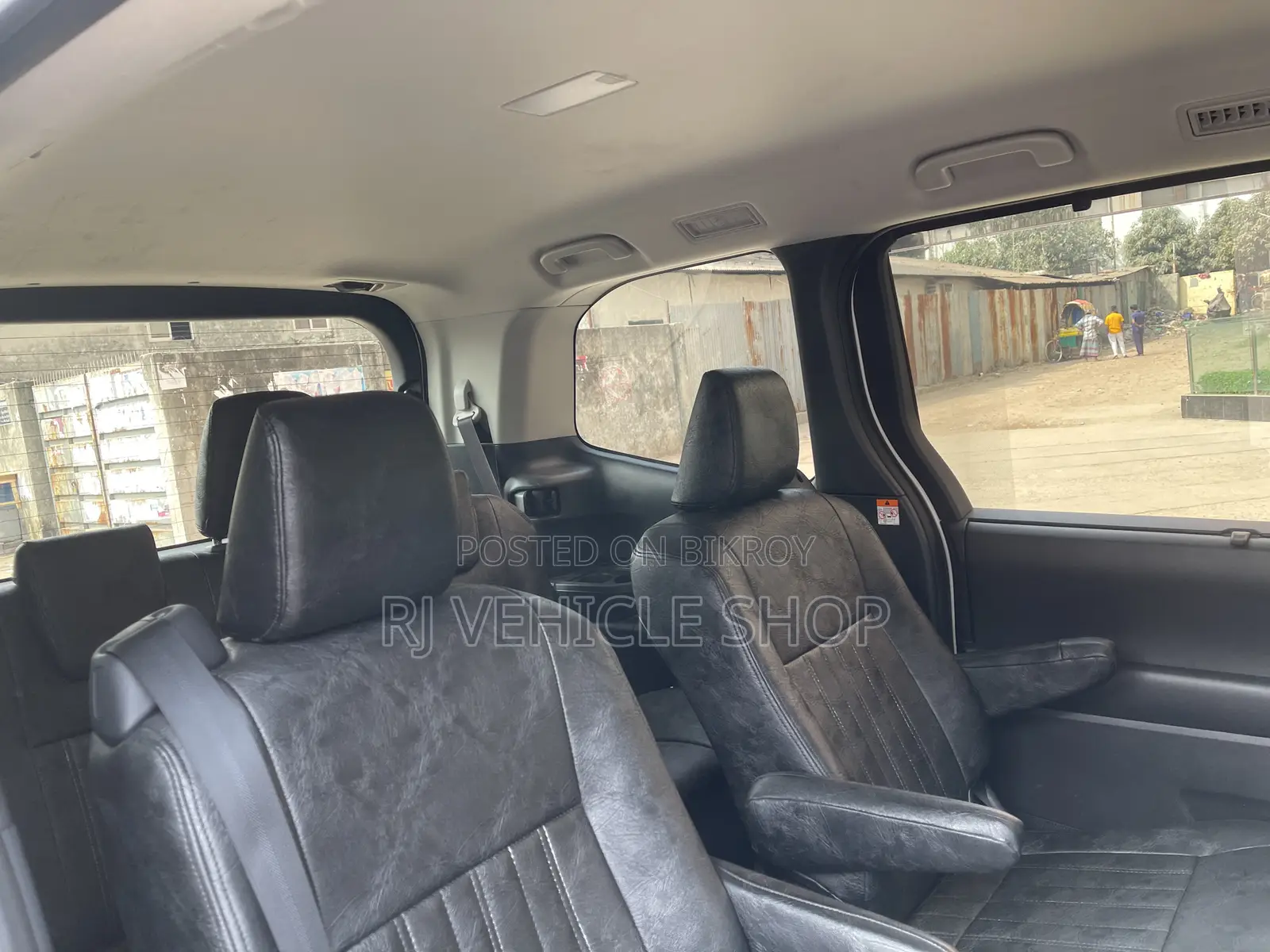 Toyota Noah 2022 Pearl