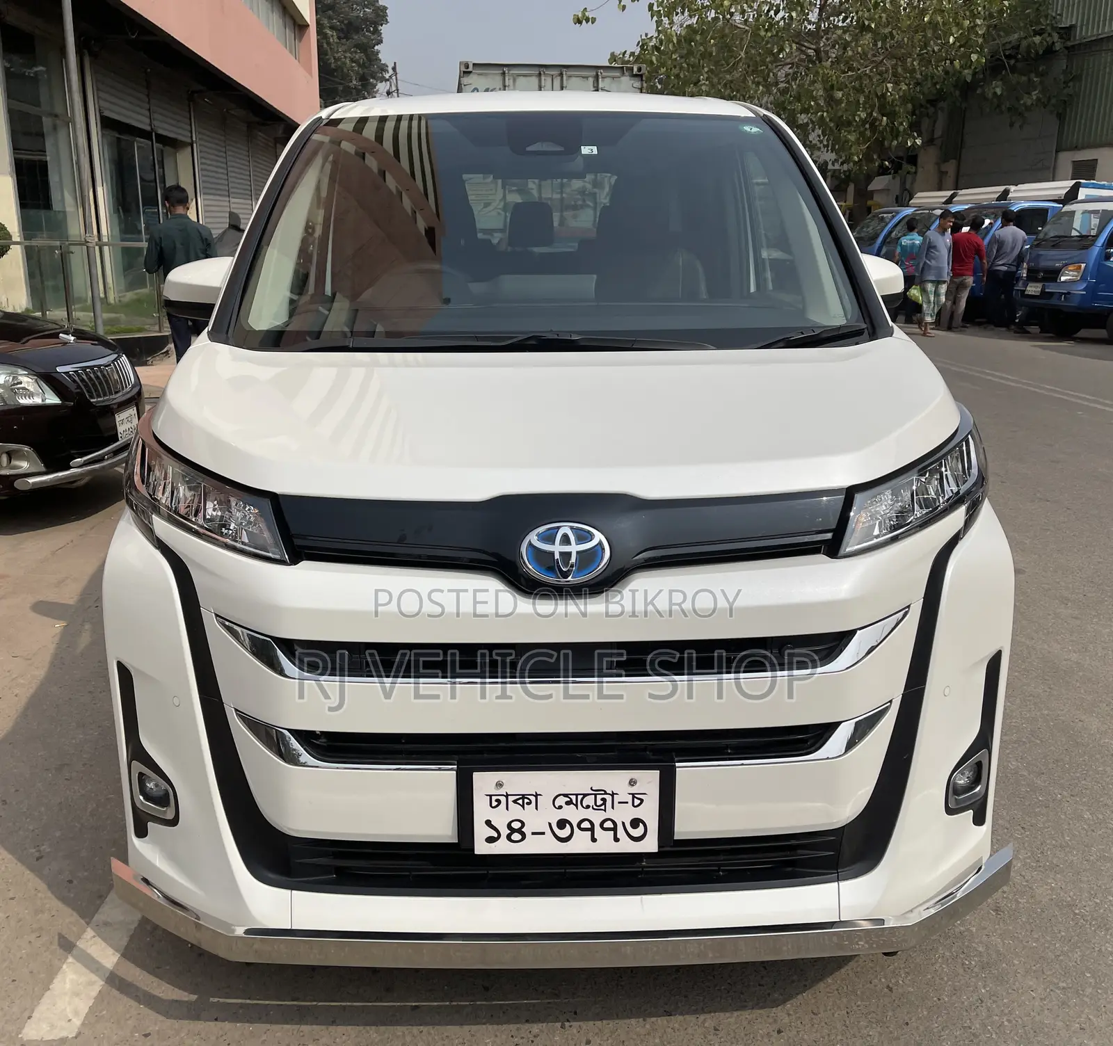Toyota Noah 2022 Pearl