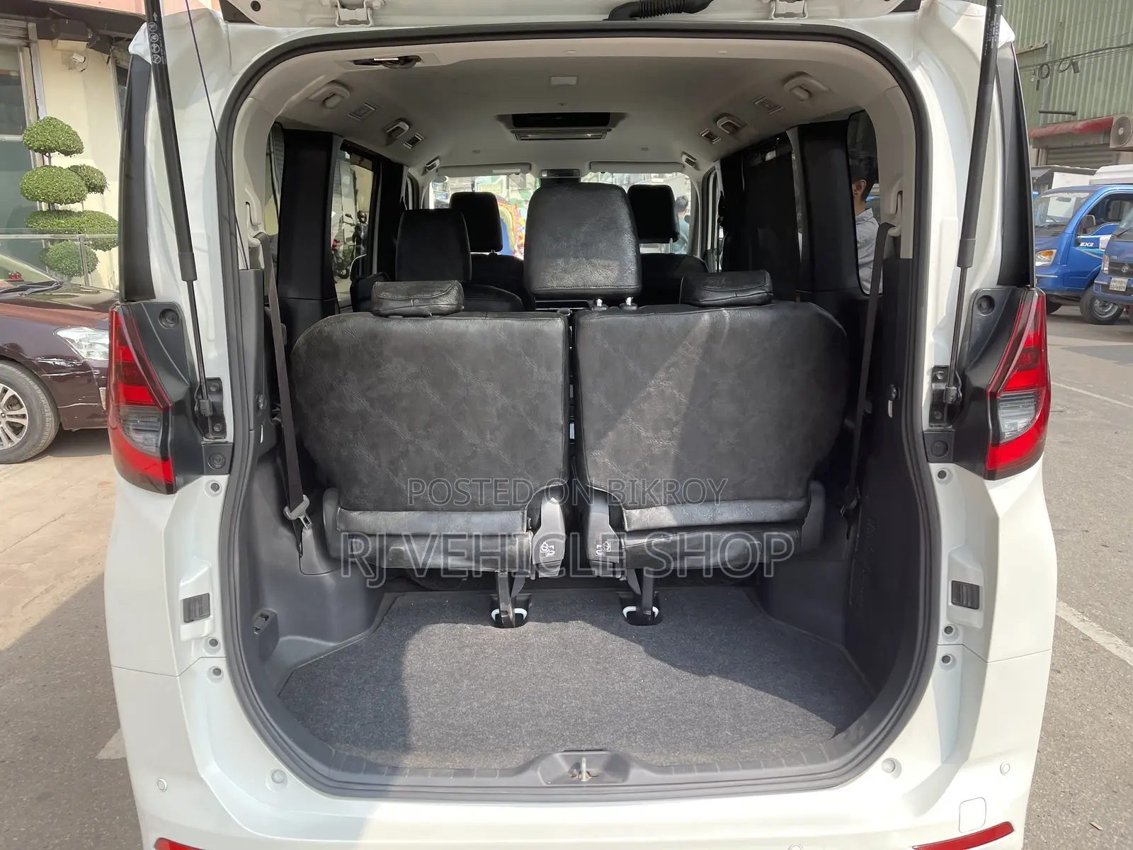 Toyota Noah 2022 Pearl