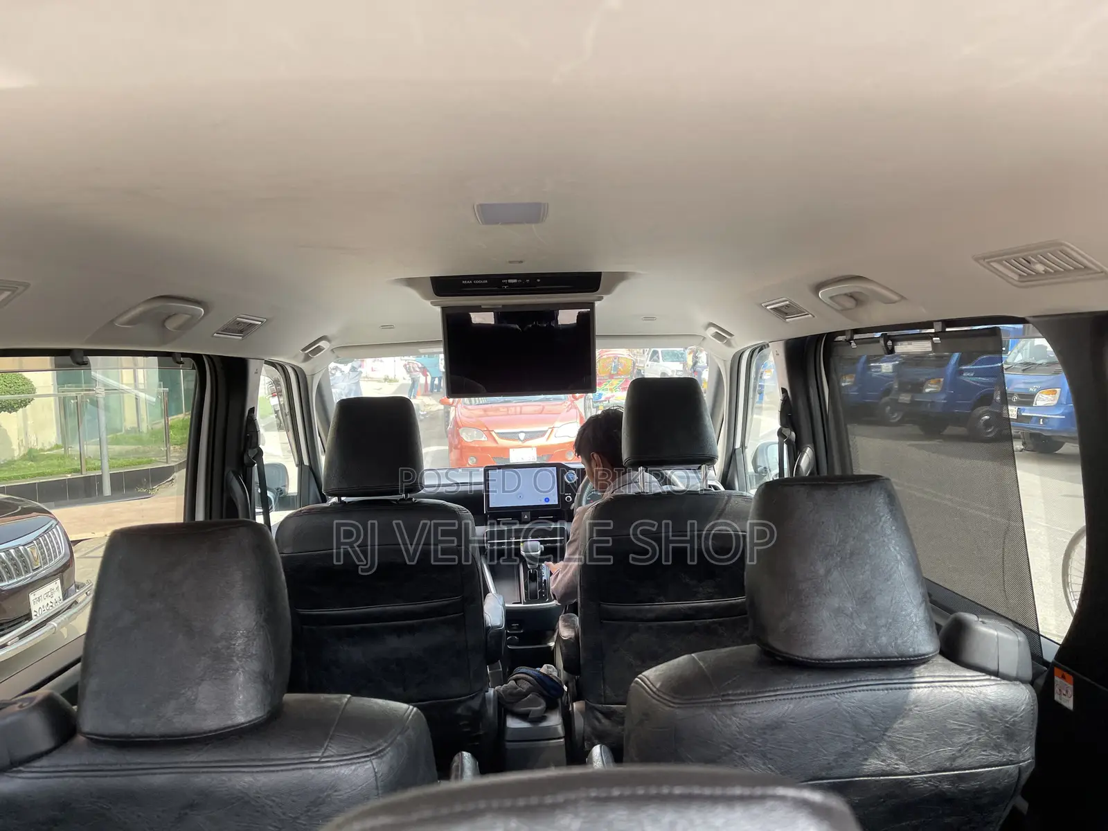 Toyota Noah 2022 Pearl