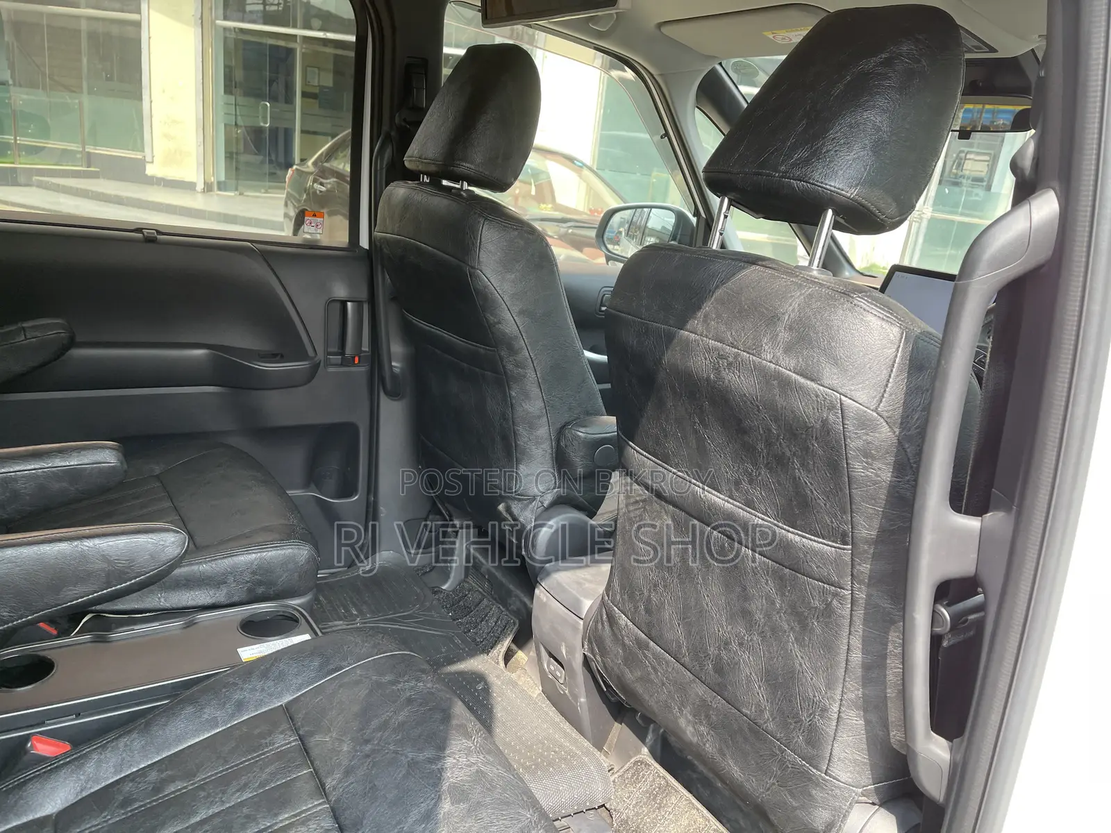 Toyota Noah 2022 Pearl