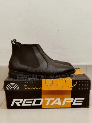 Men's Black Chelsea Boots (Size 41 But Size 42 Also Fits)