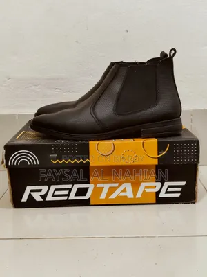 Men's Black Chelsea Boots (Size 41 But Size 42 Also Fits)