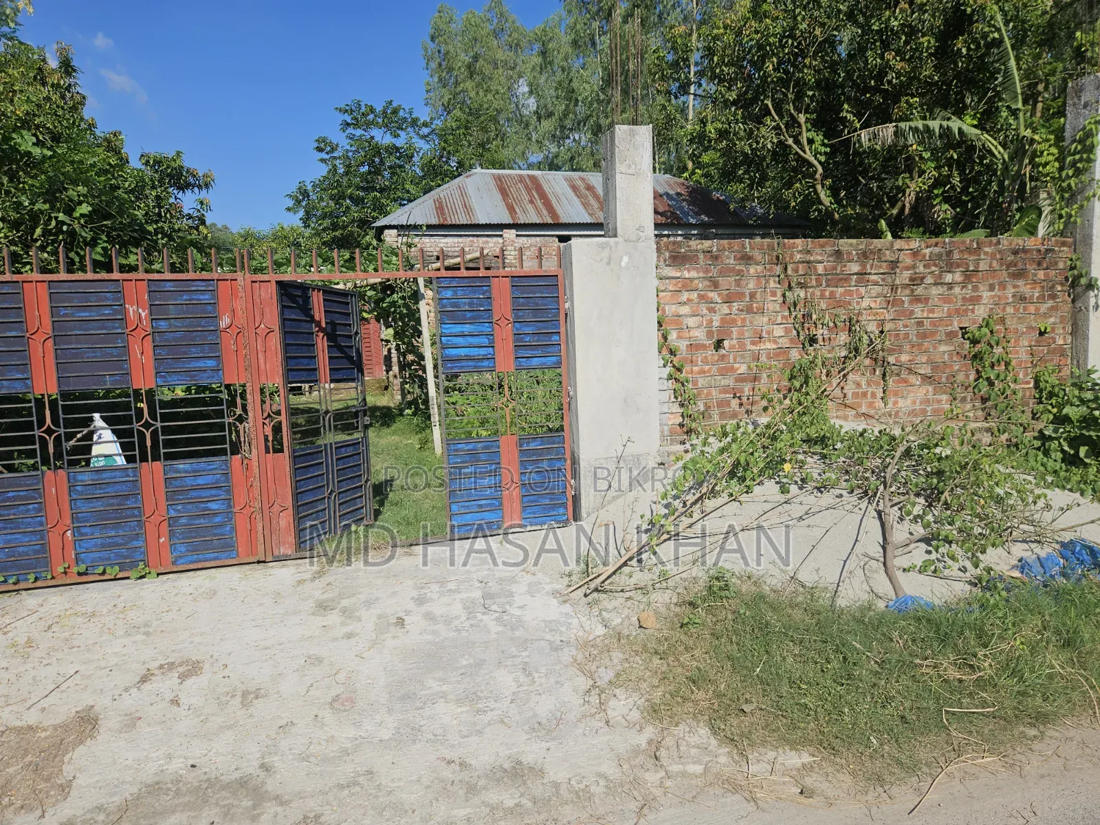 7-Bedroom House in Raiganj for Sale