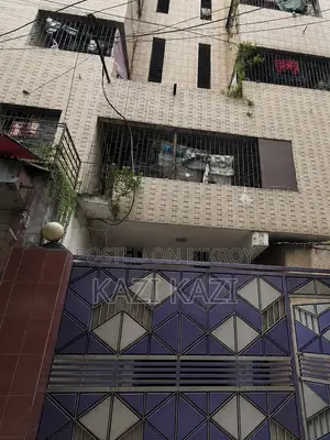 তেজগাঁওয়ে ৪ বেডরুমের বাড়ি বিক্রির জন্য