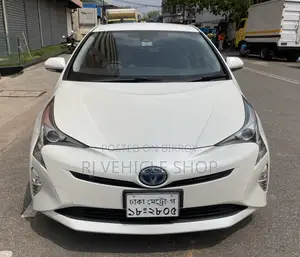 Toyota Prius 2018 Pearl