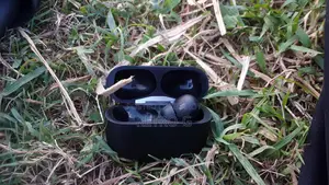 Bluetooth Air Buds Pro 2 (Apple)
