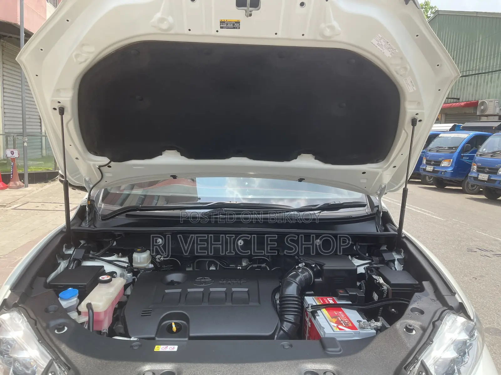 Toyota Harrier 2.0 2019 Pearl
