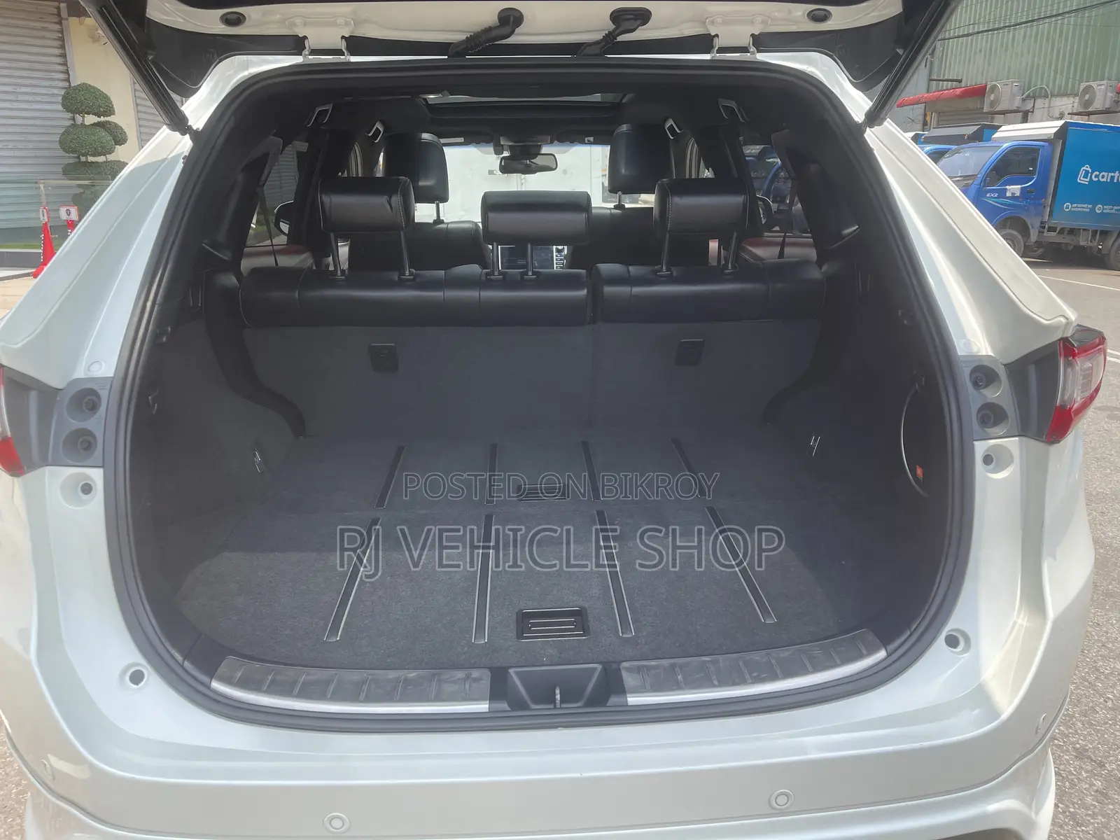 Toyota Harrier 2.0 2019 Pearl