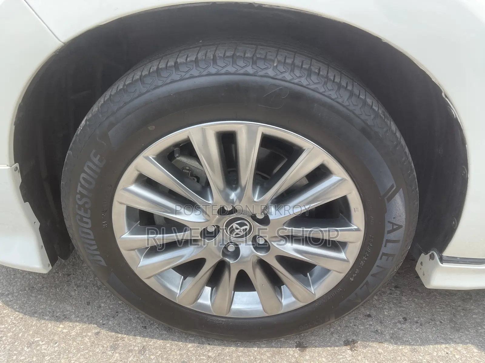 Toyota Harrier 2.0 2019 Pearl