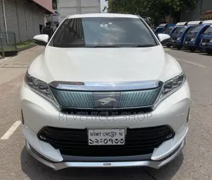 Toyota Harrier 2.0 2019 Pearl
