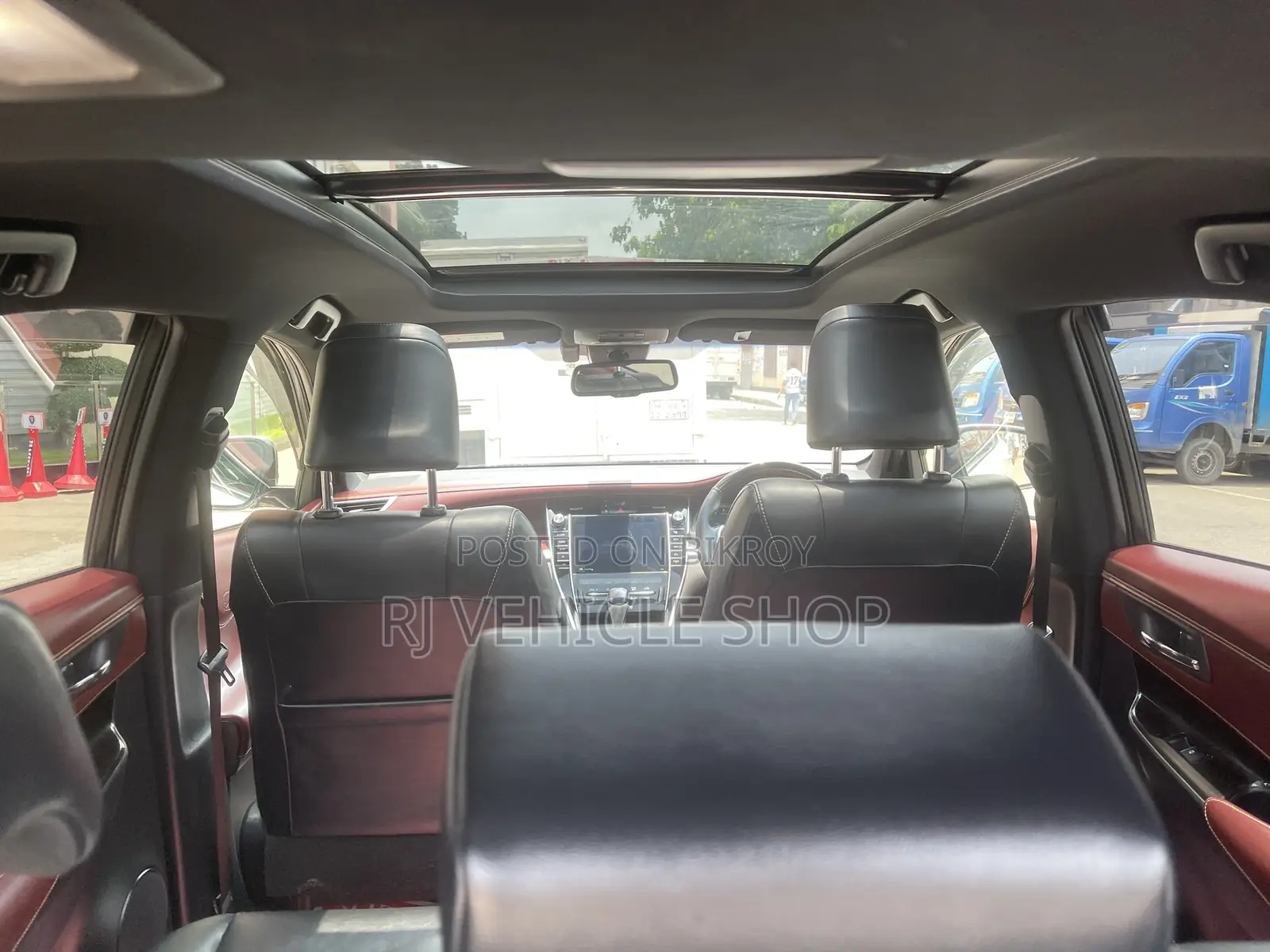Toyota Harrier 2.0 2019 Pearl