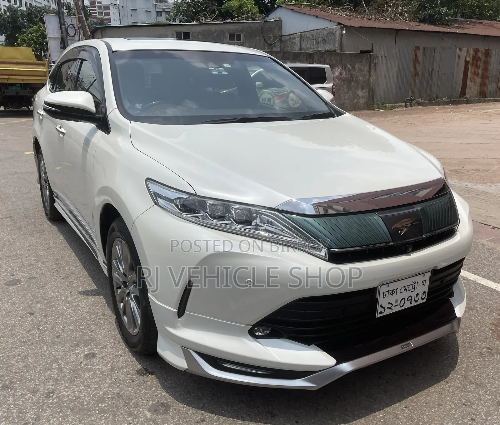 Toyota Harrier 2.0 2019 Pearl