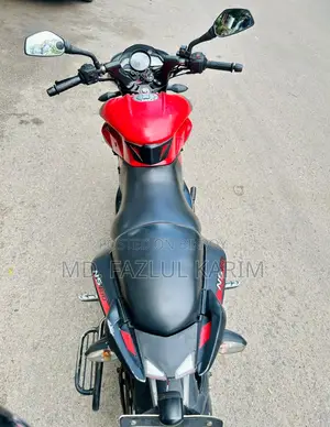 Bajaj Pulsar NS 160 2020 Red