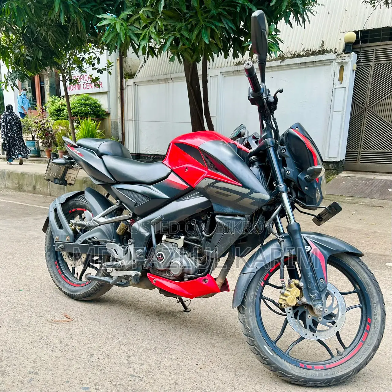 Bajaj Pulsar NS 160 2020 Red