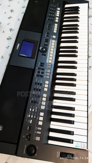 Yamaha PSR S-650 (with Hardcase) (Indian Tone) 61-key Keyboard