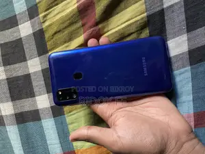 Samsung Galaxy M21 128 GB Blue