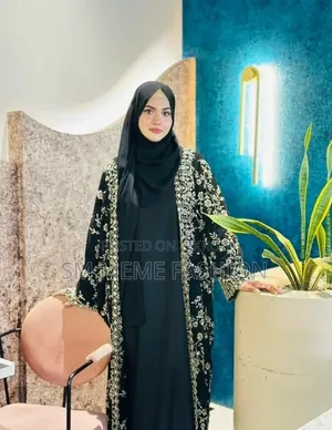 Phul Bahar Embroidery Burqa (3-Piece Set)