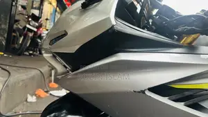 Honda CBR 2022 Silver
