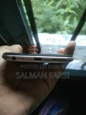 Vivo Y90 32 GB Silver