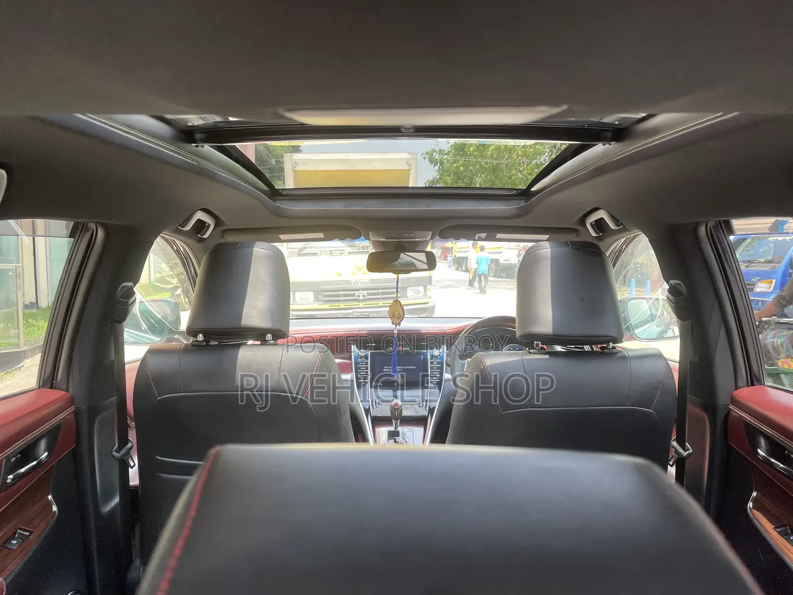 Toyota Harrier Progress Metal Leather 2016 Purple