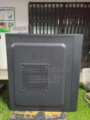 Desktop Computer MSI model 8GB Intel Core i3 SSD 256GB