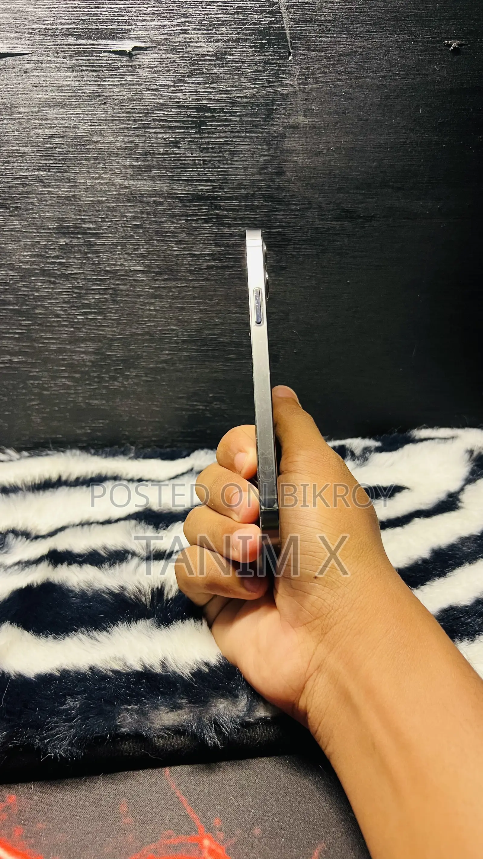 অ্যাপল আইফোন ১২ প্রো ১২৮ জিবি কালো
