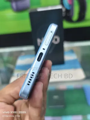 iQOO 256 GB Blue