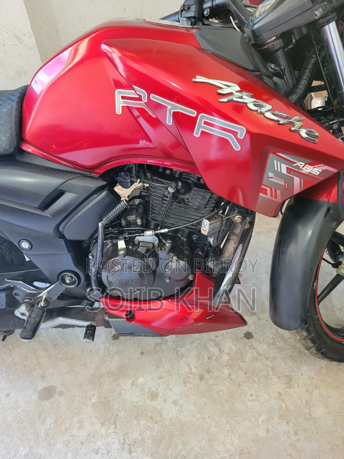 TVS Apache RTR 160 2V 2018 Red