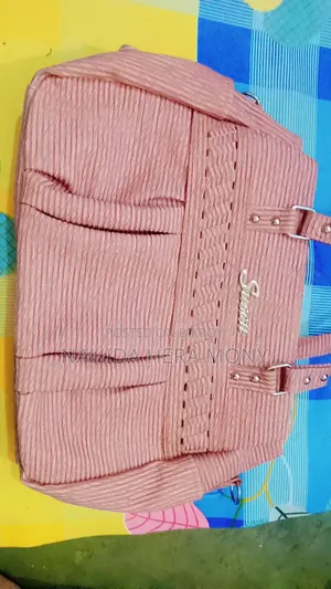 These bags are very beautiful and easy to carry, call if you want to buy