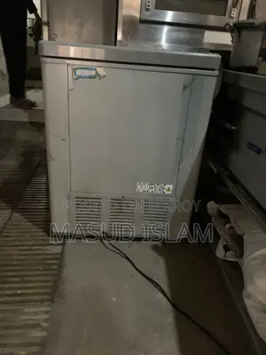 এলজি ব্র্যান্ডের ডিপ ফ্রিজ বিক্রির জন্য