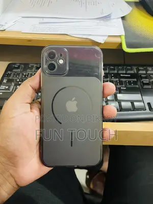 Apple iPhone 11 64 GB Black