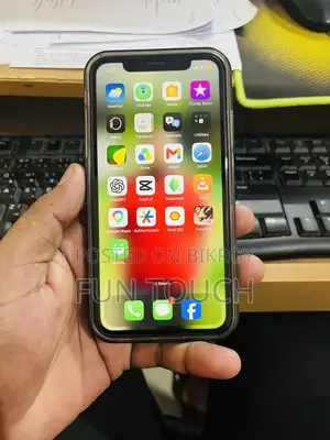 Apple iPhone 11 64 GB Black