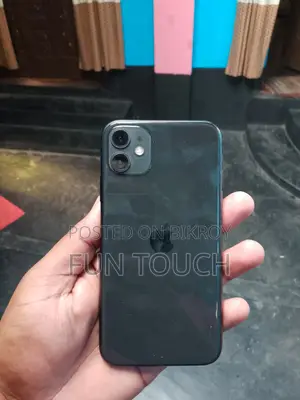 Apple iPhone 11 64 GB Black