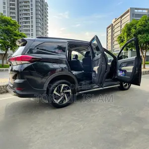 Toyota Rush 2022 Black