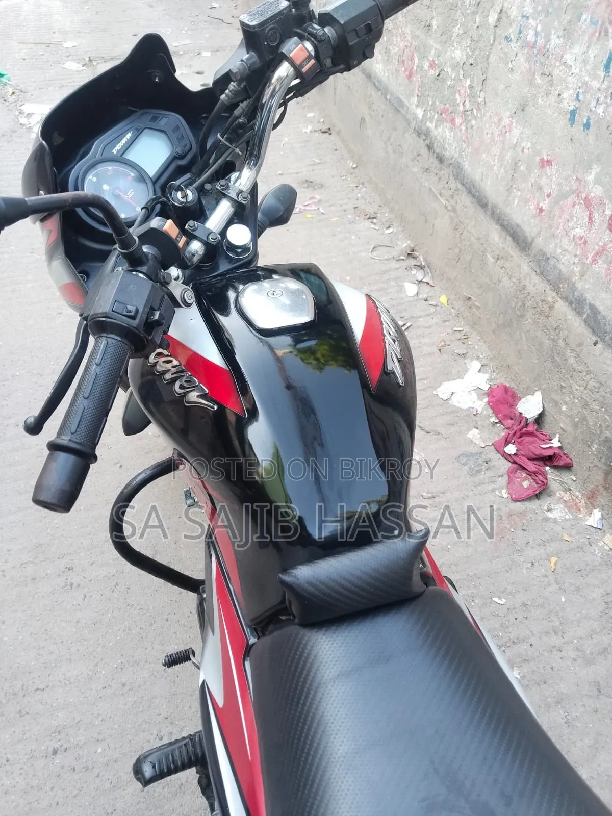 Bajaj Discover 110 2023 Black