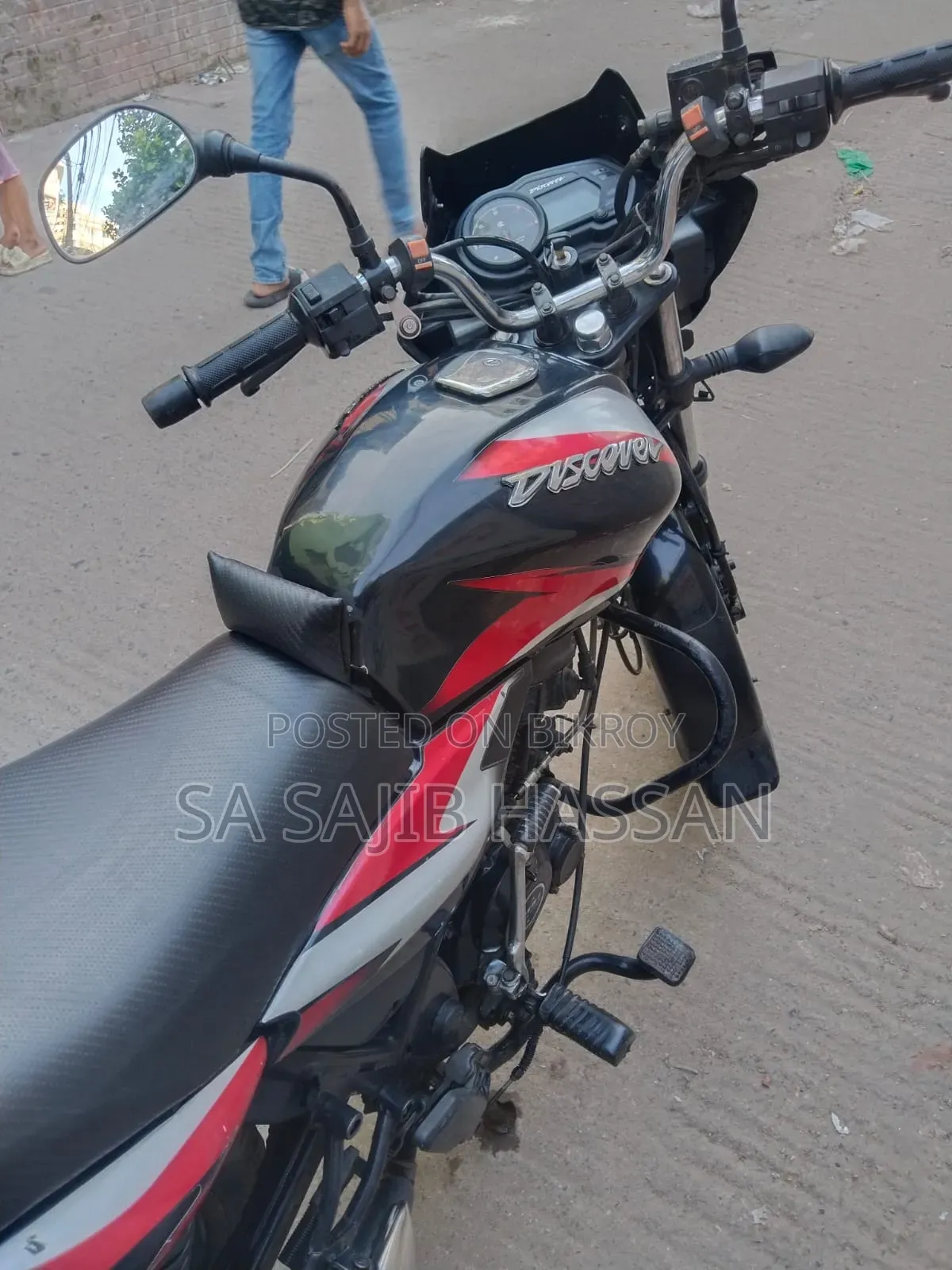 Bajaj Discover 110 2023 Black