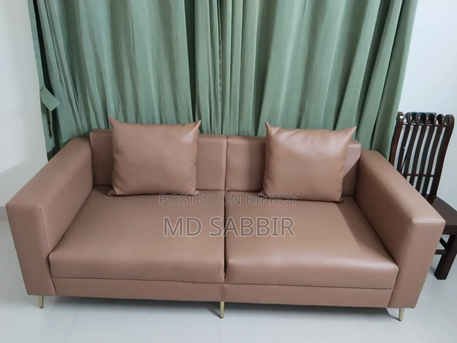 This sofa looks very beautiful and is very comfortable to sit on.