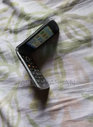 এলজি জি৩৬০ গ্রে
