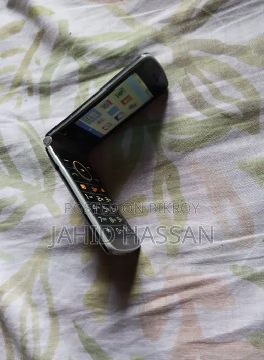 এলজি জি৩৬০ গ্রে