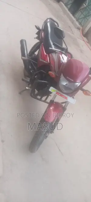 Honda 2015 Red