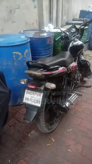 Bajaj Discover 100 2010 Black