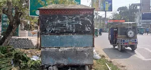 ইমার্জেন্সি একটি ফুডকার্ট বিক্রি করা হবে
